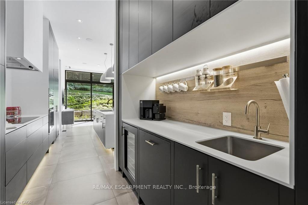 Photo 10 of 2 Freeman Place, Hamilton, Corktown — HOMEH