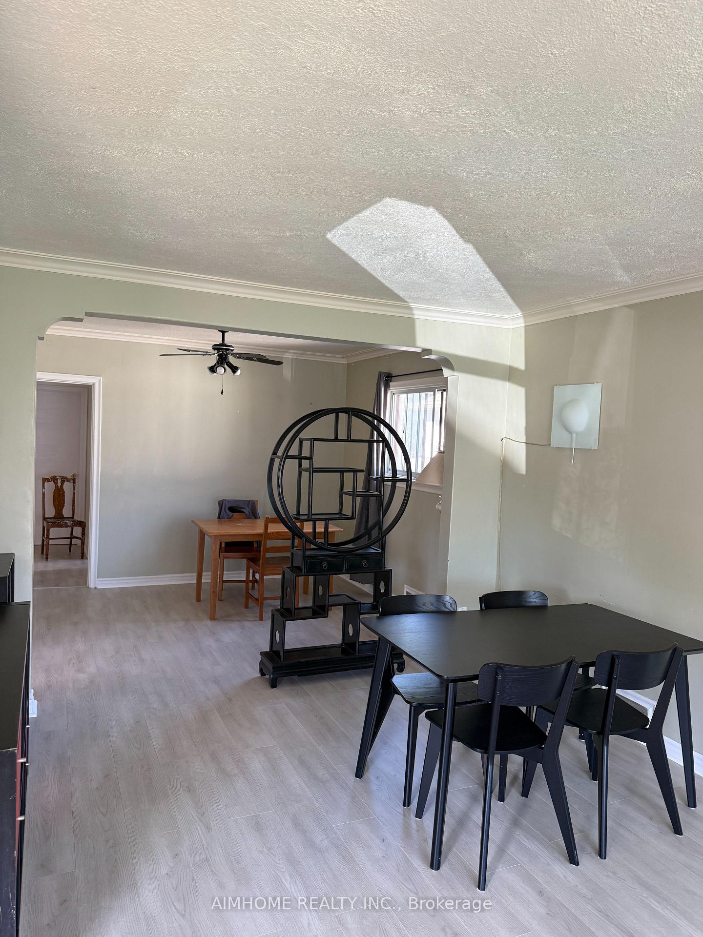 Photo 3 of Unit #2, 1218 Warden Avenue, Scarborough, Wexford-Maryvale — HOMEH