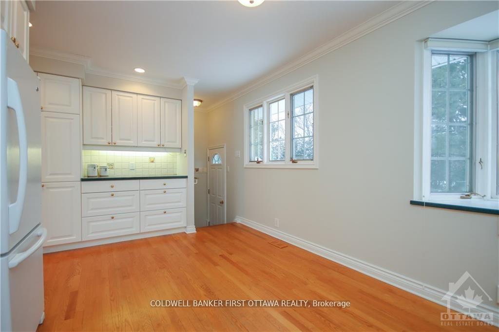 Photo 11 of 74 Hilliard Avenue, Ottawa, City View/Skyline/Fisher Heights/Parkwood Hills — HOMEH
