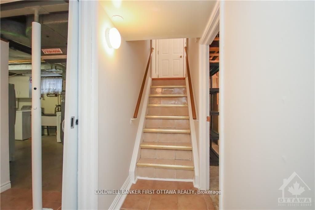 Photo 19 of 74 Hilliard Avenue, Ottawa, City View/Skyline/Fisher Heights/Parkwood Hills — HOMEH
