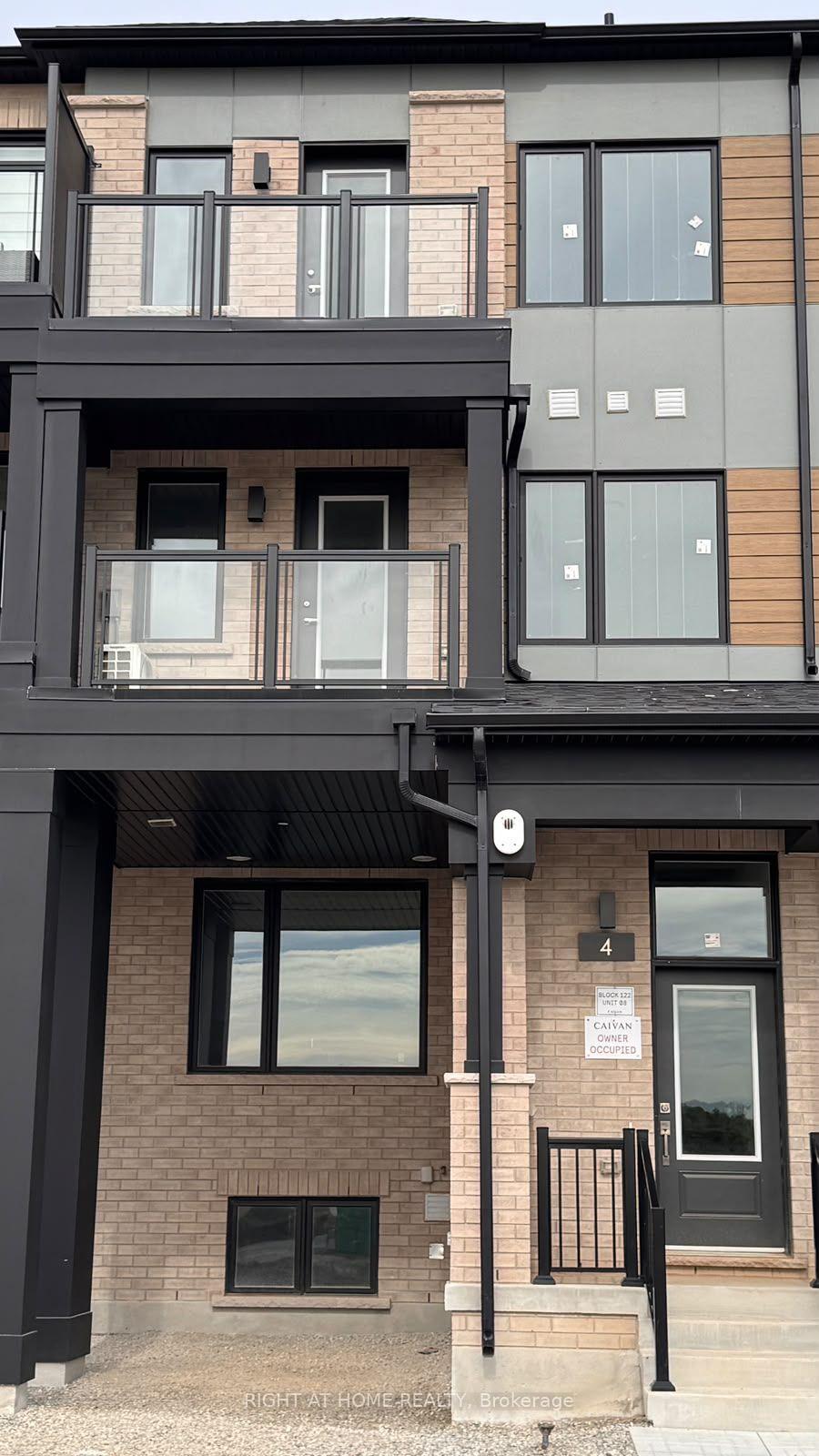 Photo 1 of 4 Twinflower Way, Brampton, Northwest Brampton — HOMEH