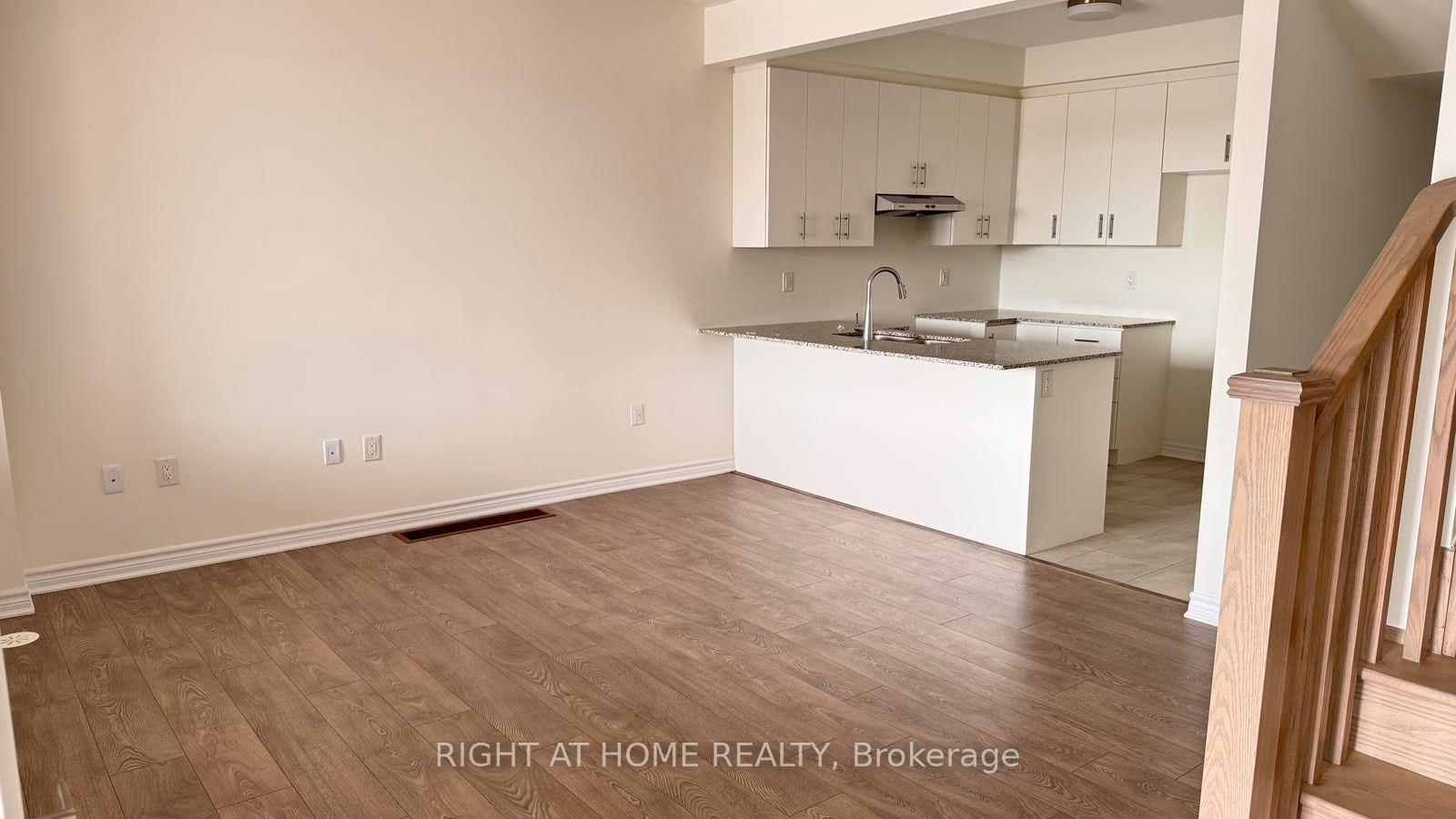 Photo 5 of 4 Twinflower Way, Brampton, Northwest Brampton — HOMEH