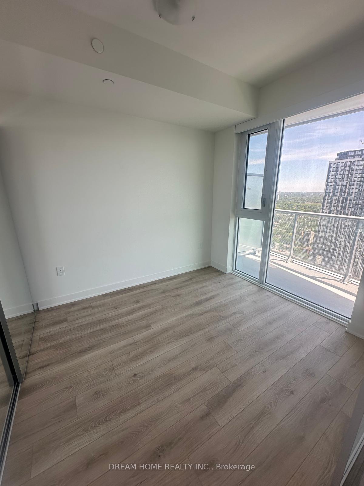 Photo 4 of Unit 4106, 100 Dalhousie Street, Toronto, Church-Yonge Corridor — HOMEH