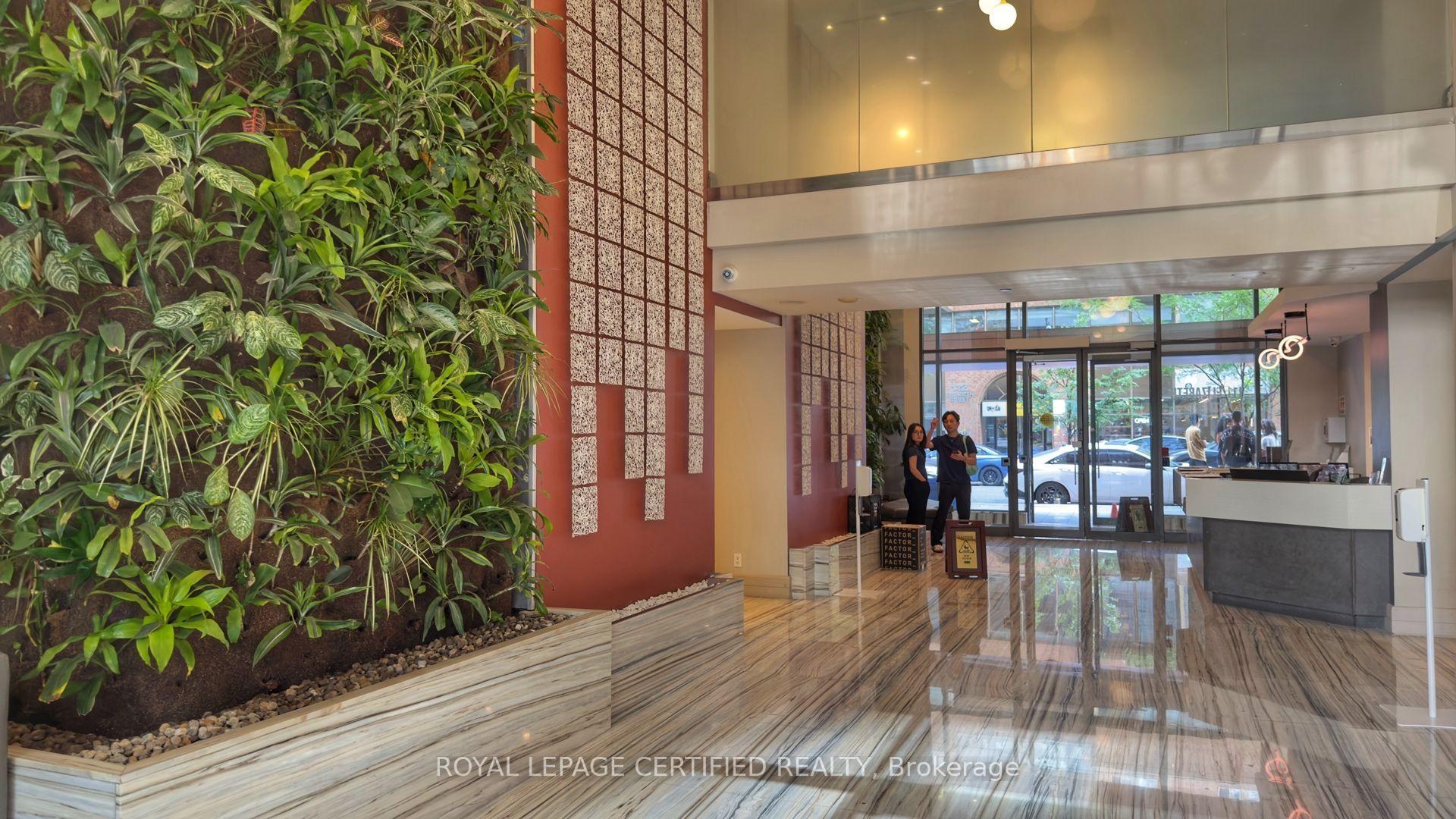 Photo 4 of Unit 552, 111 Elizabeth Street, Toronto, Bay Street Corridor — HOMEH