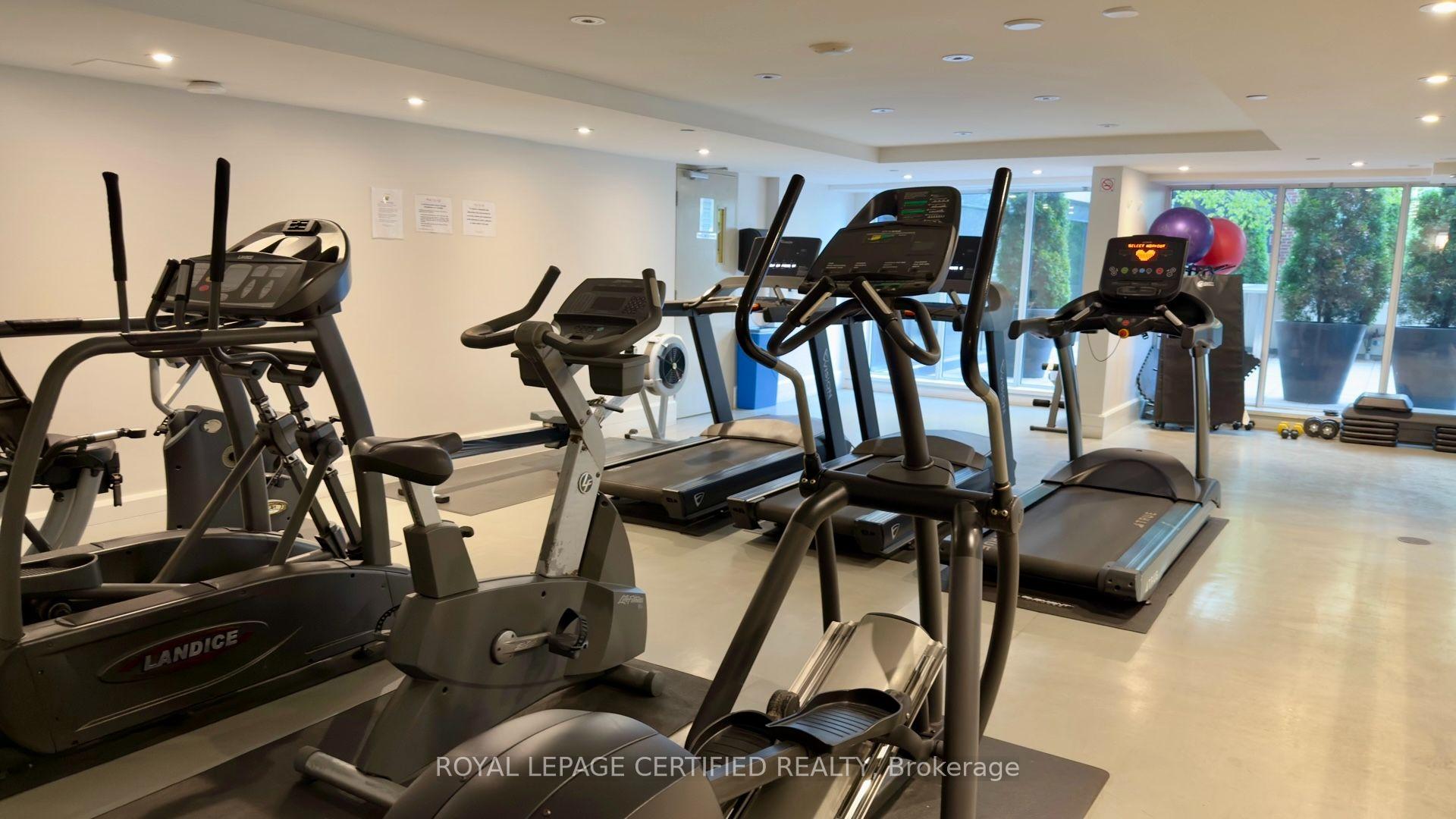 Photo 27 of Unit 552, 111 Elizabeth Street, Toronto, Bay Street Corridor — HOMEH