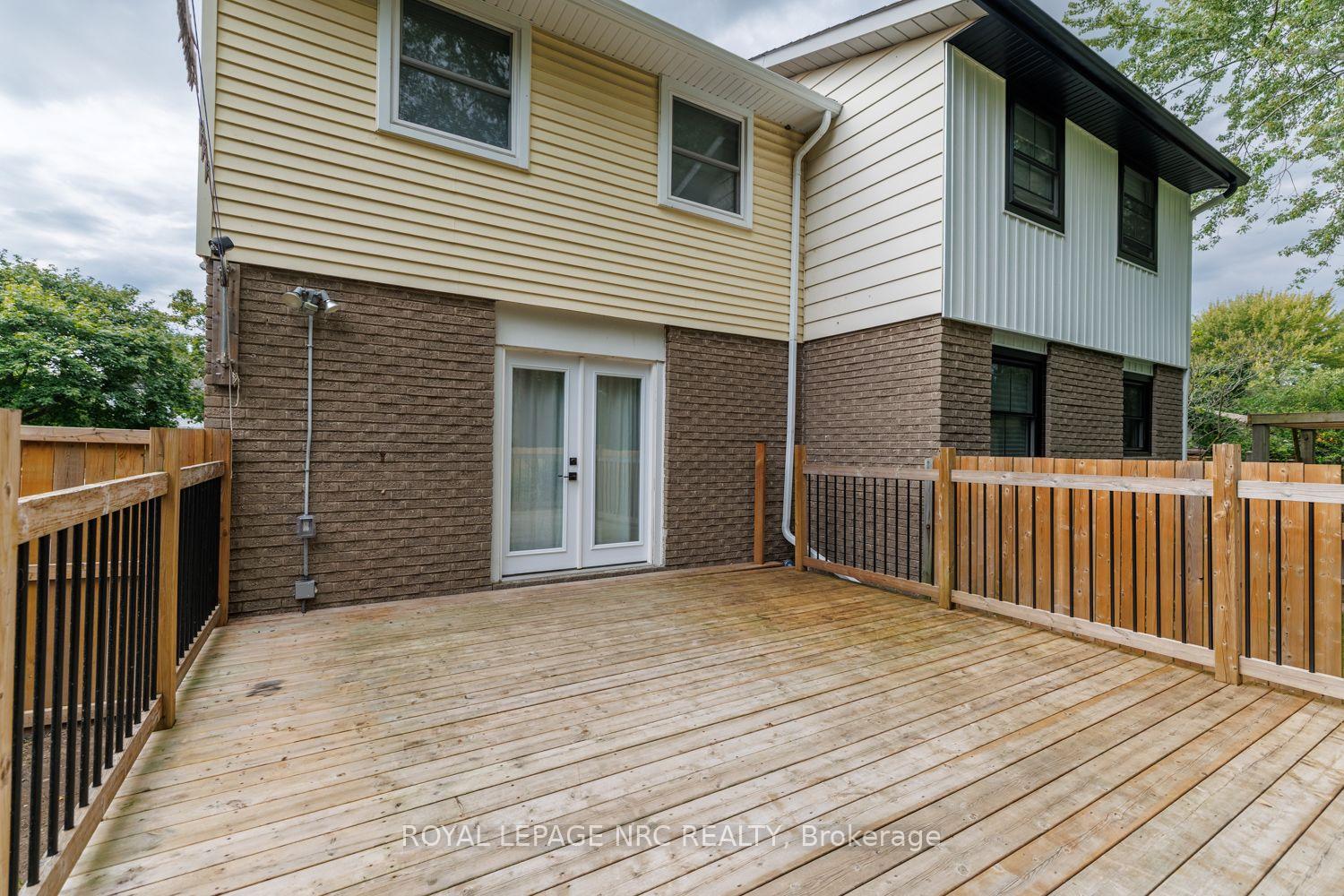 Photo 4 of 46 Graystone Crescent, Welland, N. Welland — HOMEH