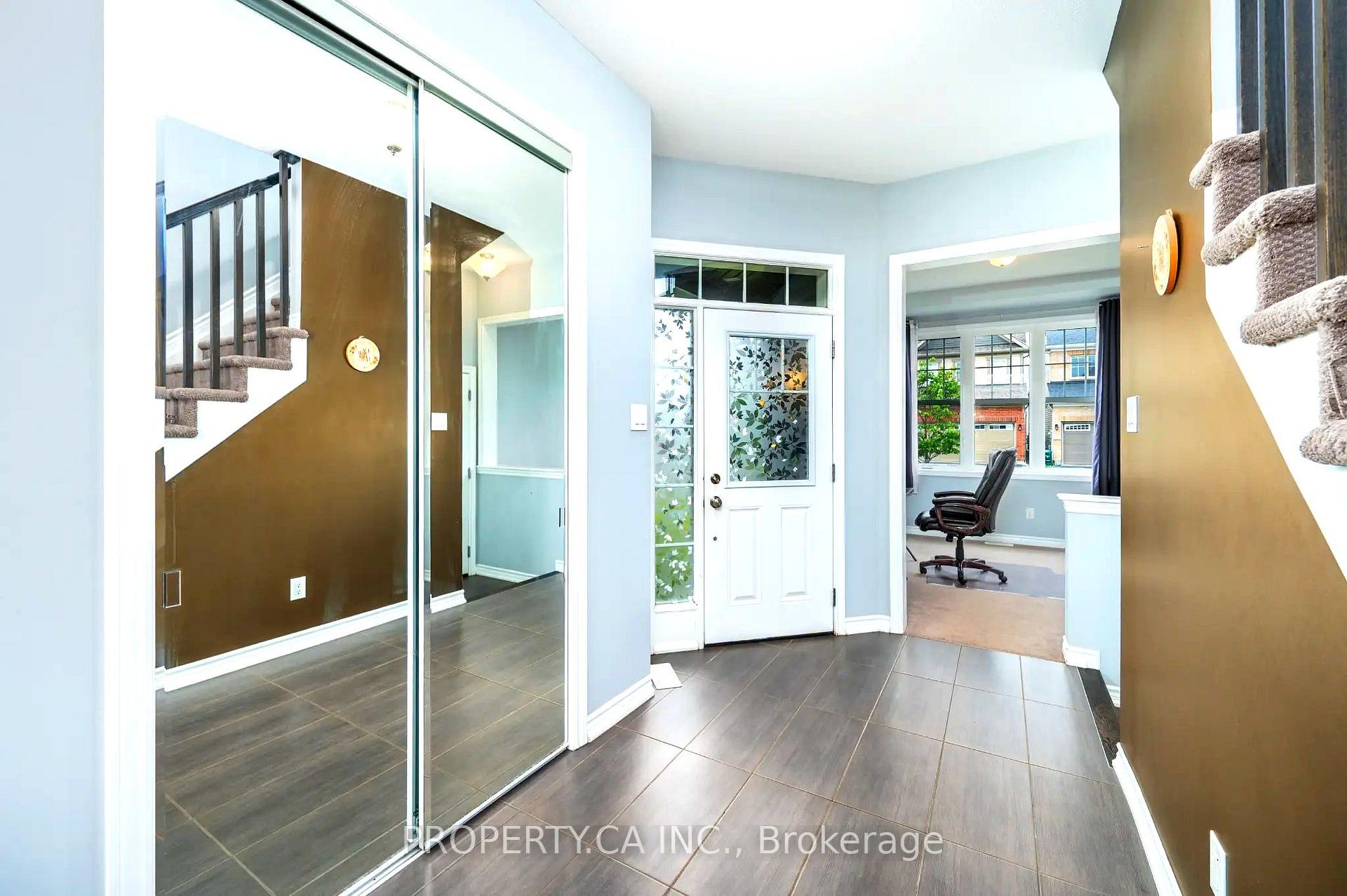 Photo 7 of 125 Sweetvalley Drive, Ottawa, Avalon West — HOMEH