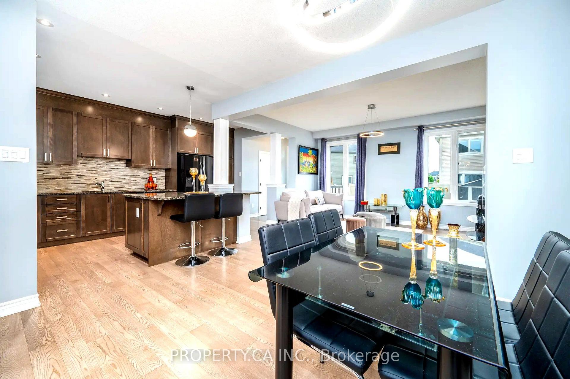 Photo 13 of 125 Sweetvalley Drive, Ottawa, Avalon West — HOMEH