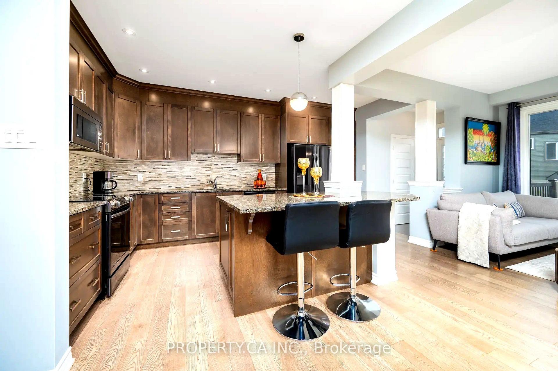 Photo 19 of 125 Sweetvalley Drive, Ottawa, Avalon West — HOMEH