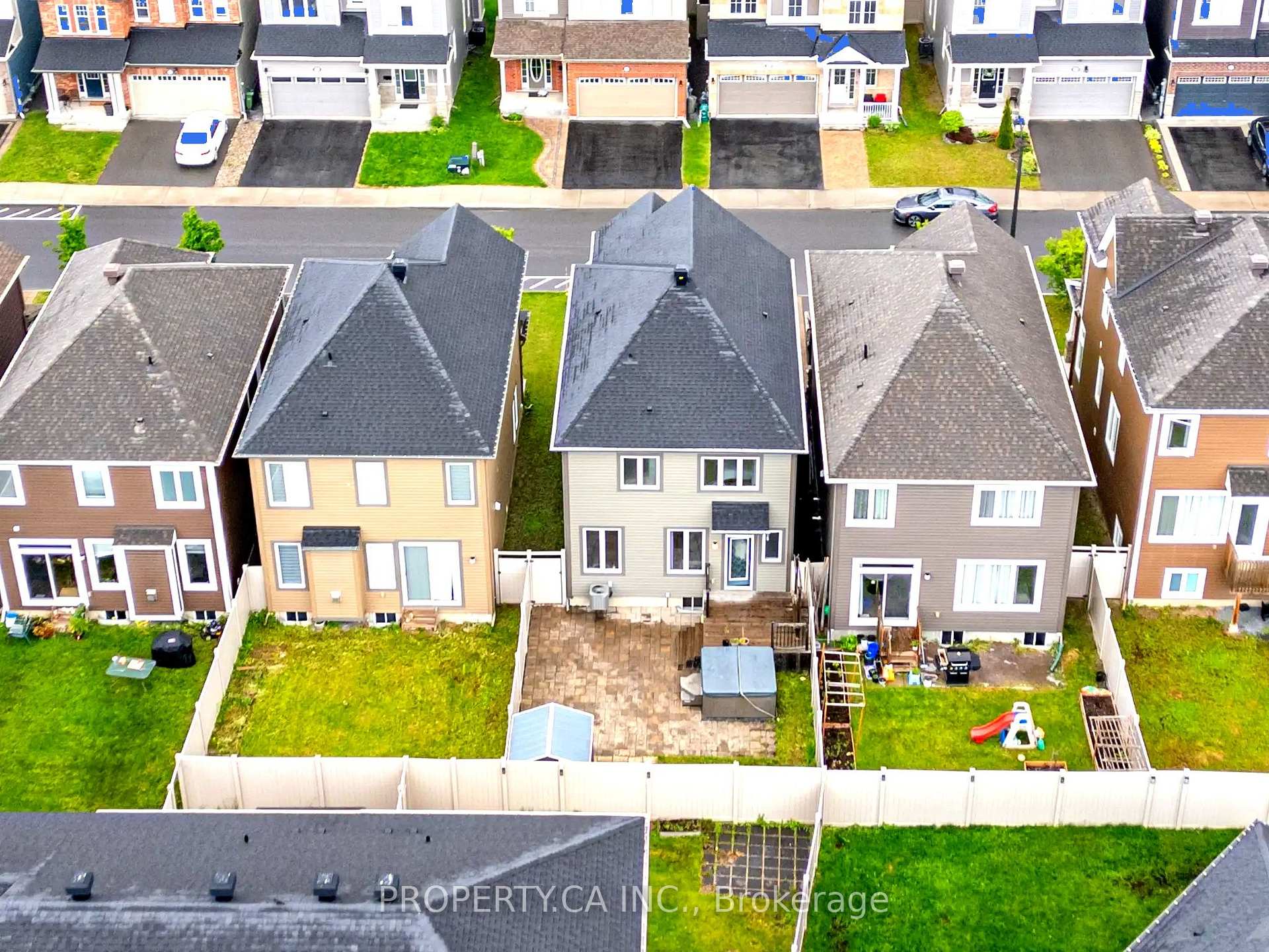 Photo 77 of 125 Sweetvalley Drive, Ottawa, Avalon West — HOMEH