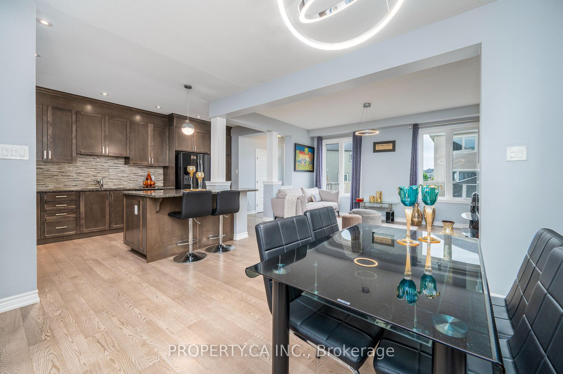 Photo 16 of 125 Sweetvalley Drive, Ottawa, Avalon West — HOMEH