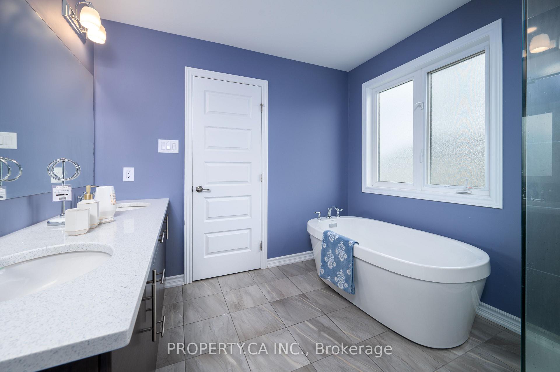 Photo 64 of 125 Sweetvalley Drive, Ottawa, Avalon West — HOMEH