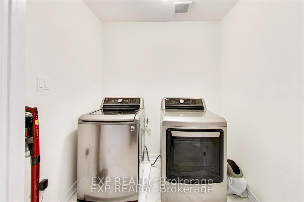 Photo 20 of 60 Holder Drive, Brantford, Empire South — HOMEH