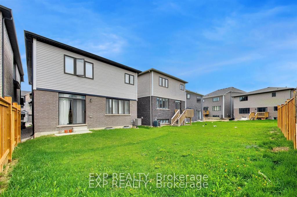 Photo 28 of 60 Holder Drive, Brantford, Empire South — HOMEH