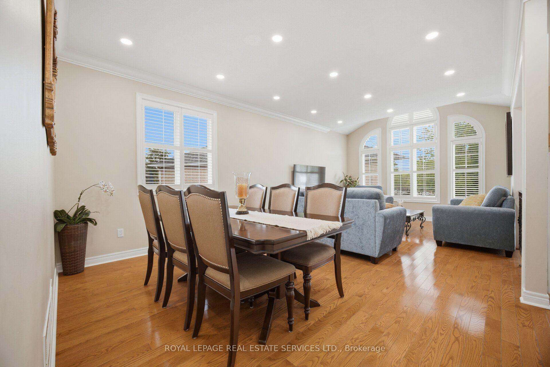 Photo 19 of 3057 Portree Crescent, Oakville, Bronte Creek — HOMEH