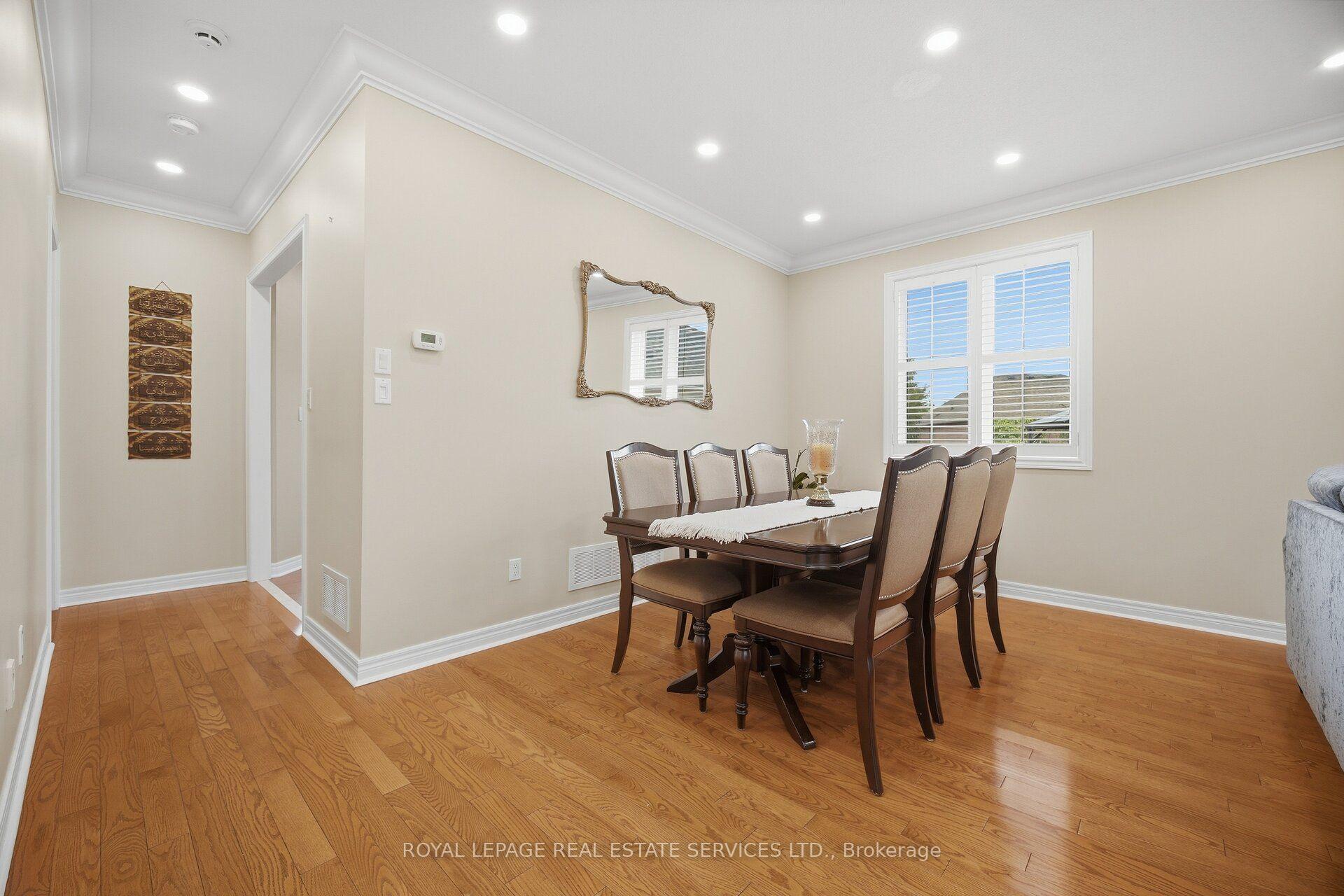 Photo 21 of 3057 Portree Crescent, Oakville, Bronte Creek — HOMEH