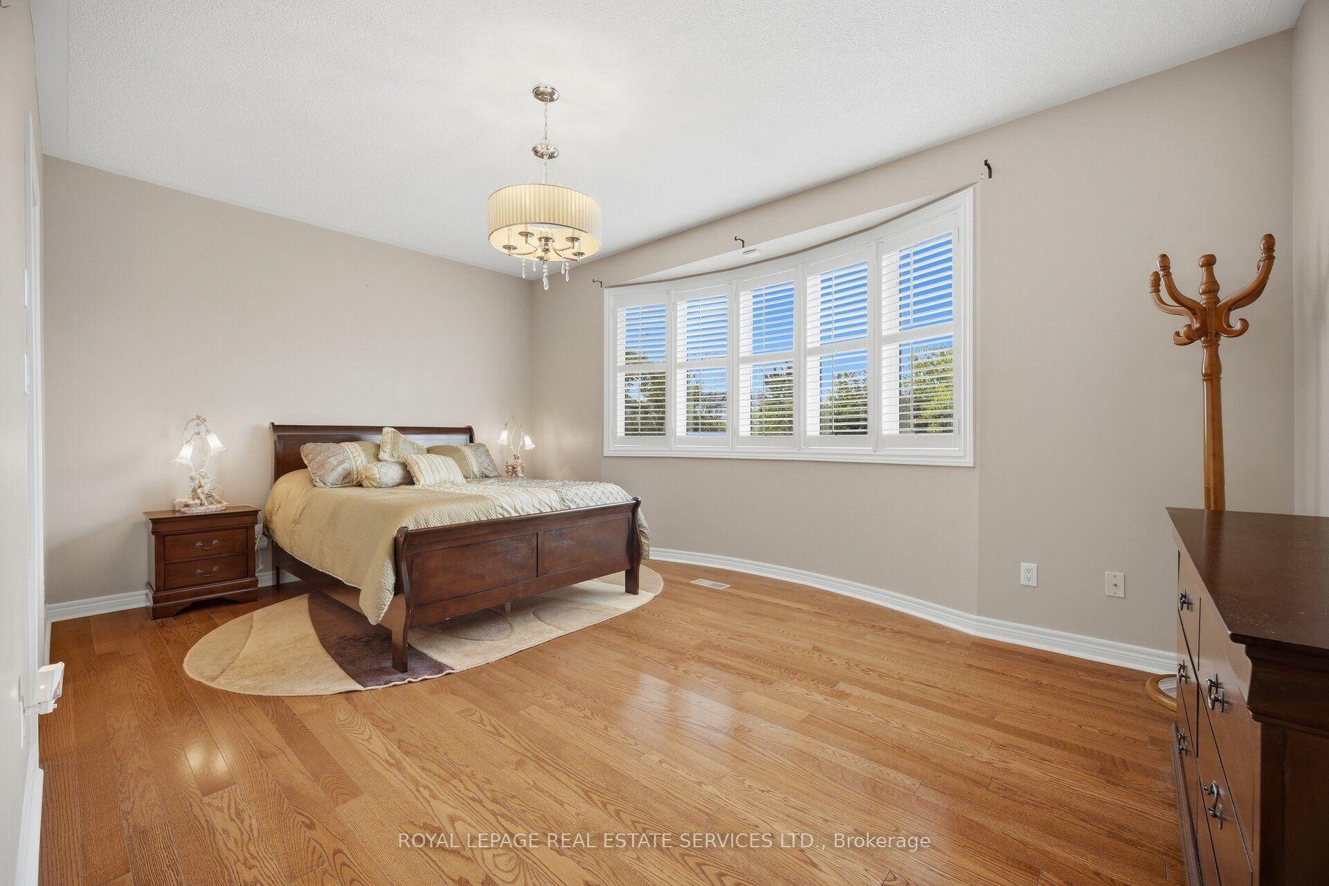 Photo 49 of 3057 Portree Crescent, Oakville, Bronte Creek — HOMEH
