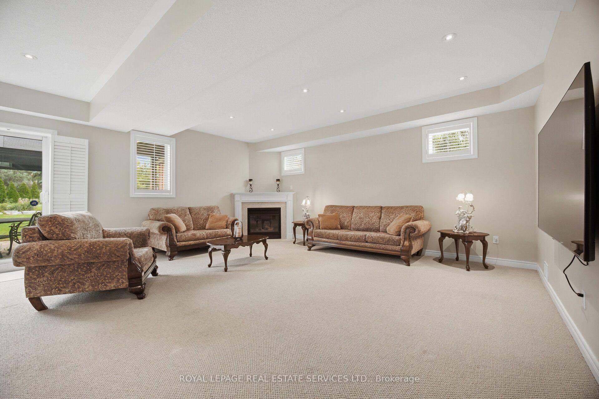 Photo 71 of 3057 Portree Crescent, Oakville, Bronte Creek — HOMEH