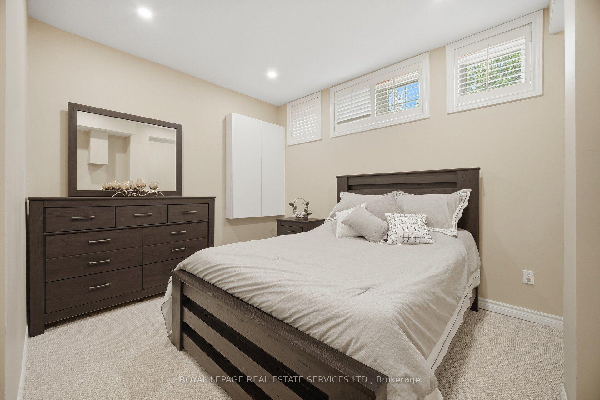 Photo 77 of 3057 Portree Crescent, Oakville, Bronte Creek — HOMEH