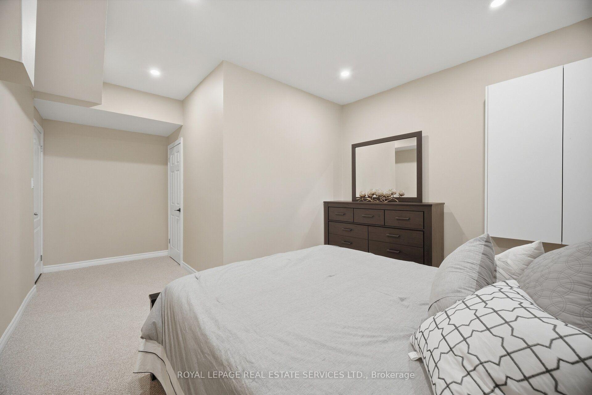 Photo 78 of 3057 Portree Crescent, Oakville, Bronte Creek — HOMEH