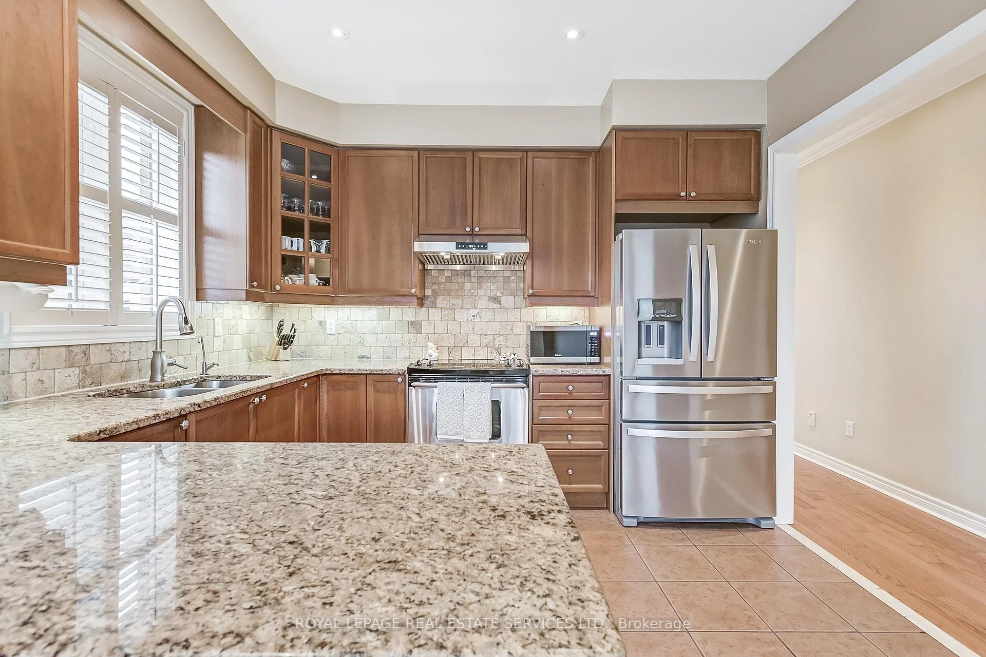 Photo 18 of 3057 Portree Crescent, Oakville, Bronte Creek — HOMEH