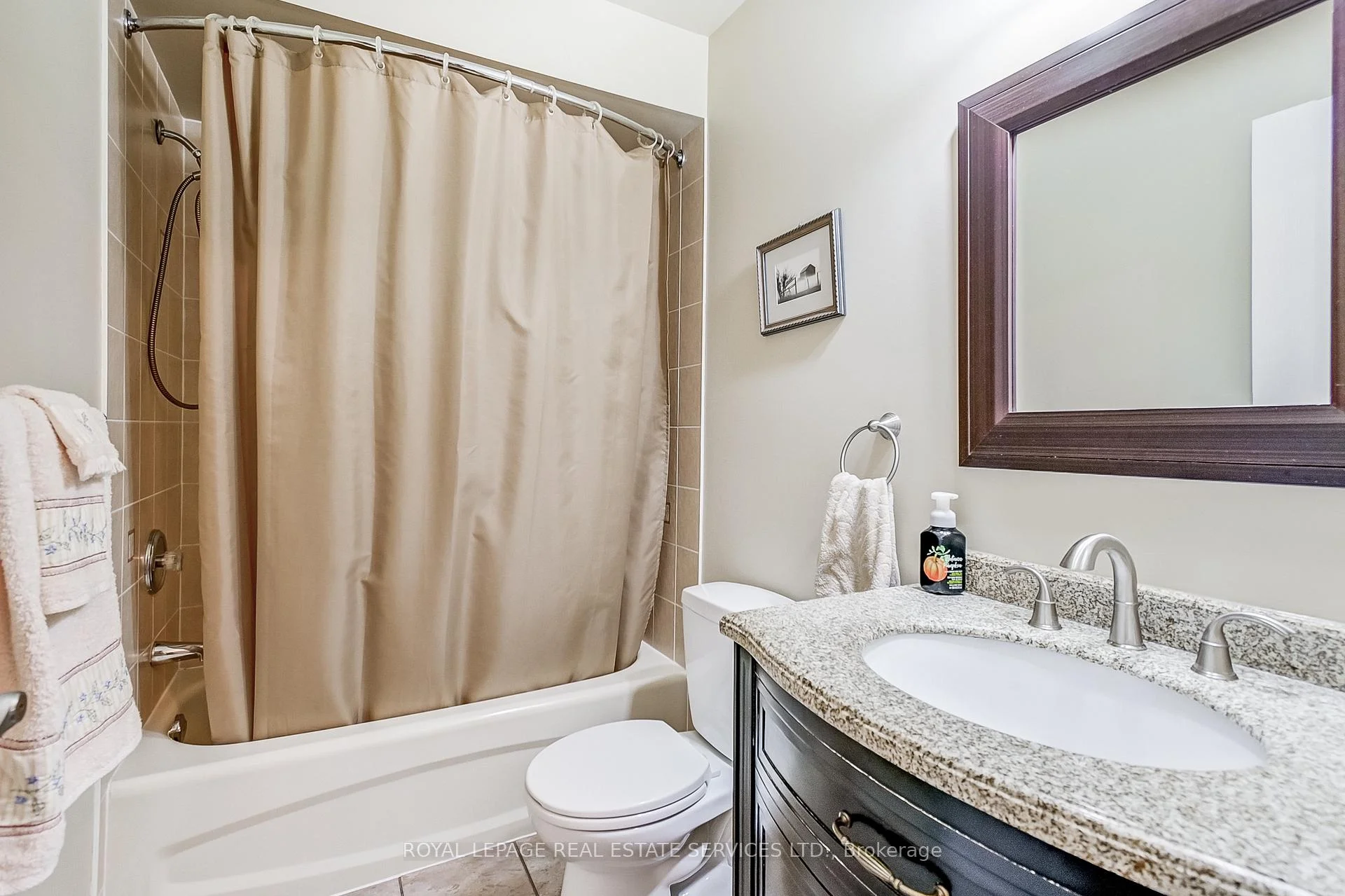 Photo 22 of 3057 Portree Crescent, Oakville, Bronte Creek — HOMEH