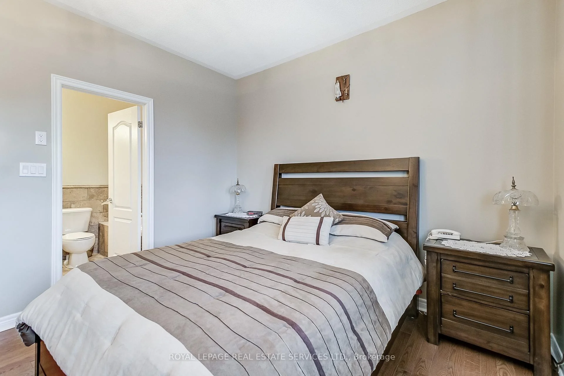 Photo 26 of 3057 Portree Crescent, Oakville, Bronte Creek — HOMEH