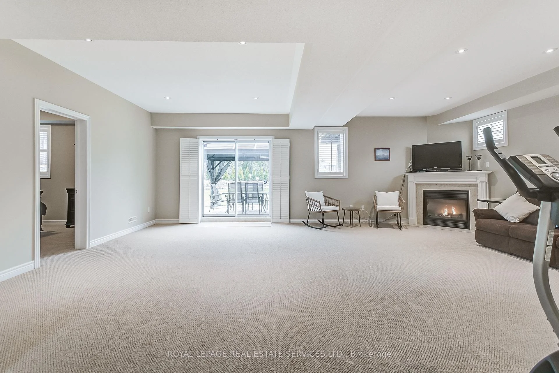 Photo 36 of 3057 Portree Crescent, Oakville, Bronte Creek — HOMEH