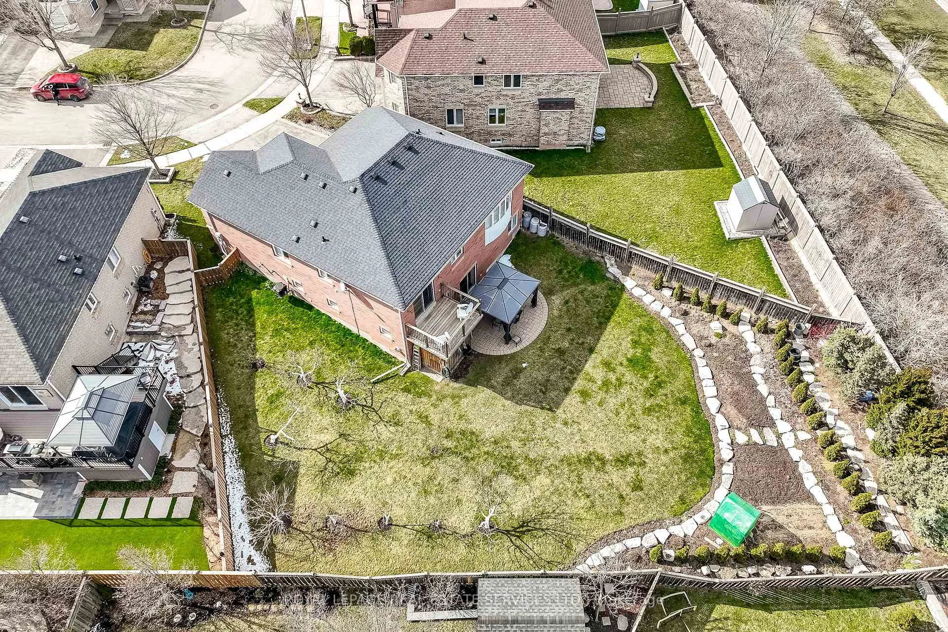 Photo 56 of 3057 Portree Crescent, Oakville, Bronte Creek — HOMEH