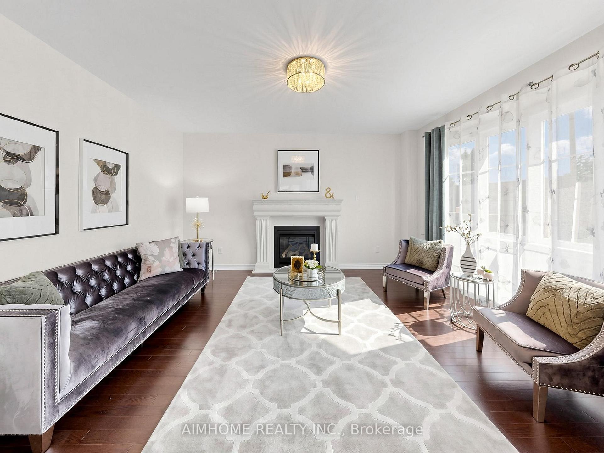Photo 6 of 664 Mcgregor Farm Trail, Newmarket, Glenway Estates — HOMEH