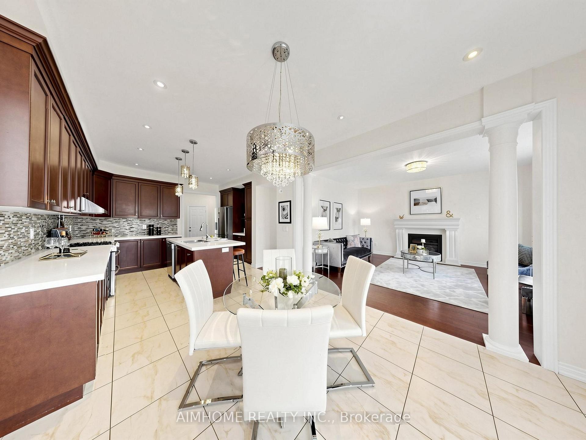 Photo 17 of 664 Mcgregor Farm Trail, Newmarket, Glenway Estates — HOMEH