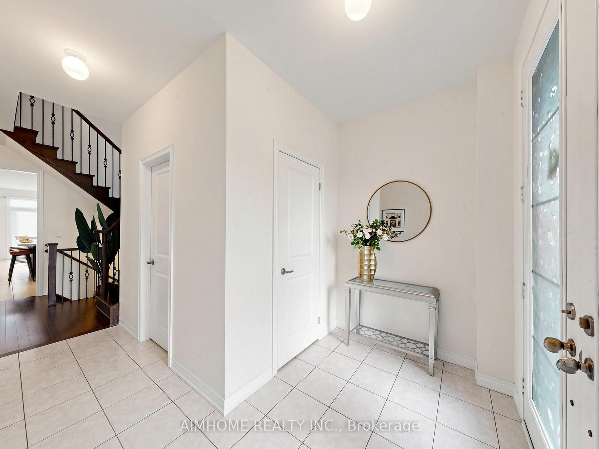 Photo 25 of 664 Mcgregor Farm Trail, Newmarket, Glenway Estates — HOMEH