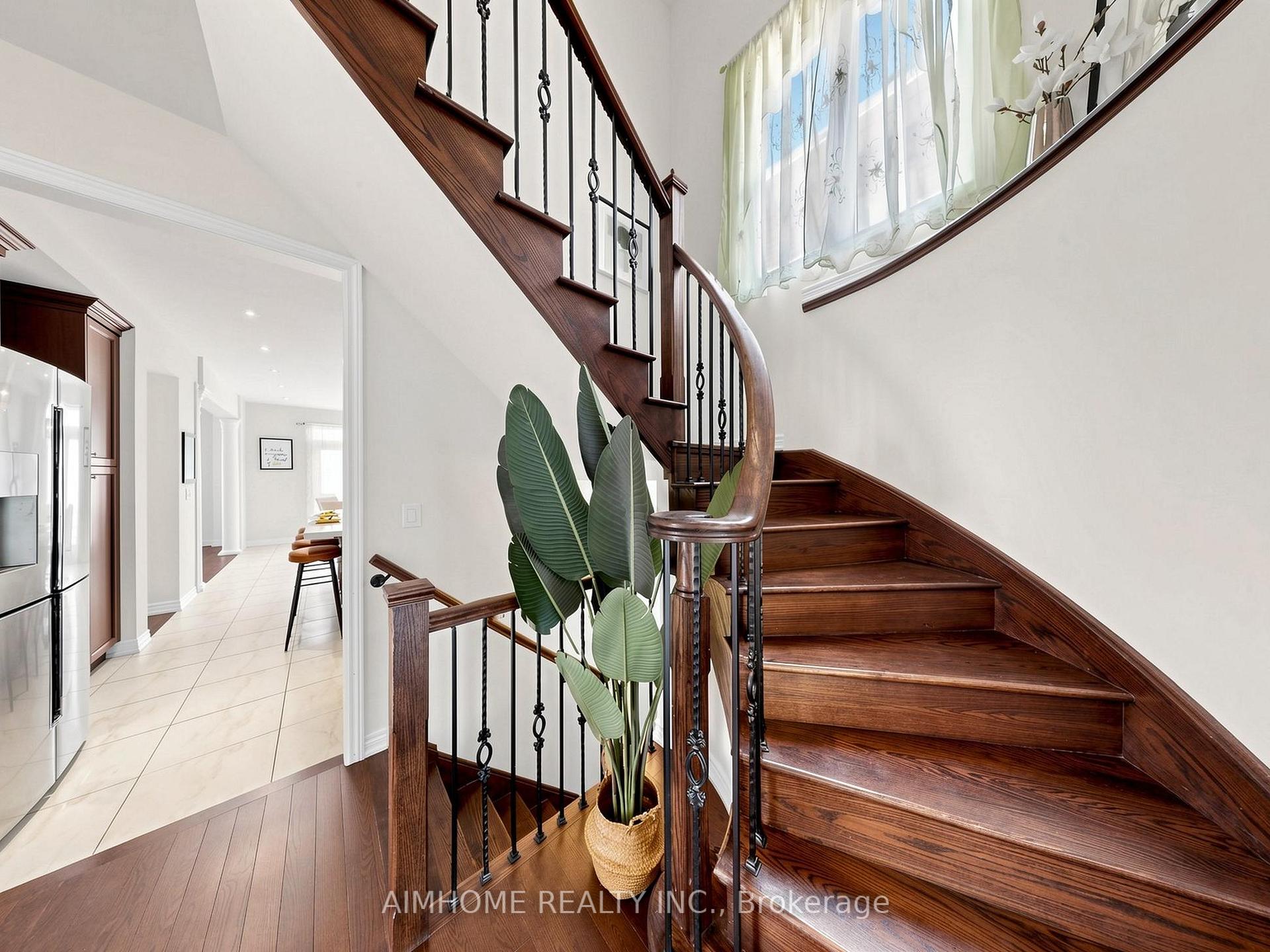 Photo 26 of 664 Mcgregor Farm Trail, Newmarket, Glenway Estates — HOMEH
