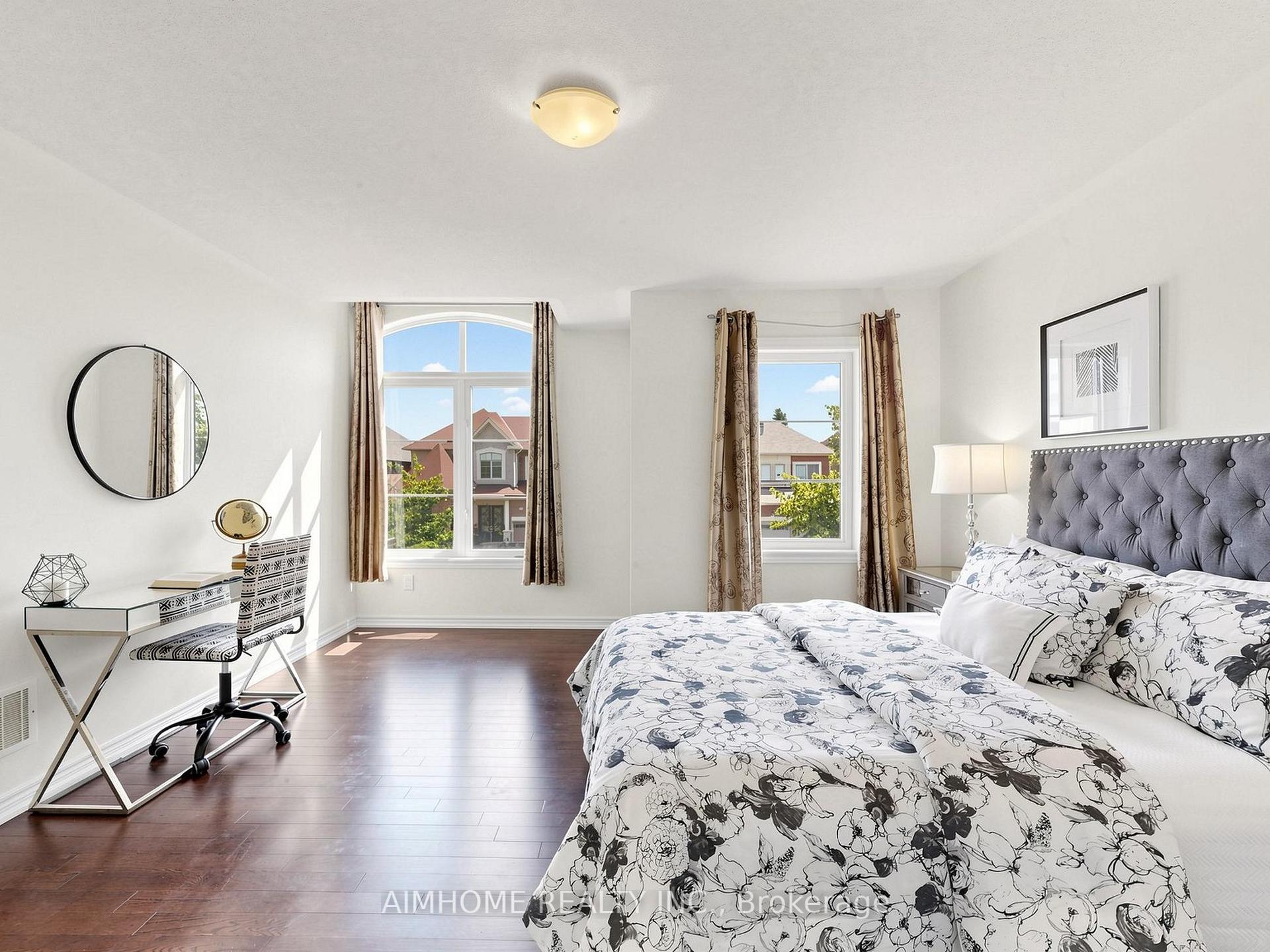 Photo 40 of 664 Mcgregor Farm Trail, Newmarket, Glenway Estates — HOMEH
