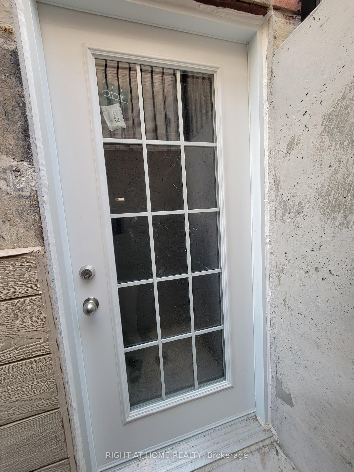 Photo 6 of Unit Basement, 70 Lipton Crescent, Whitby, Pringle Creek — HOMEH