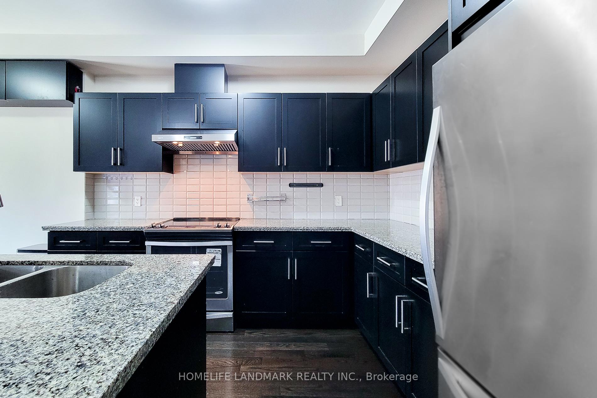 Photo 13 of 52 Sonoma Valley Crescent, Hamilton, Mewburn — HOMEH
