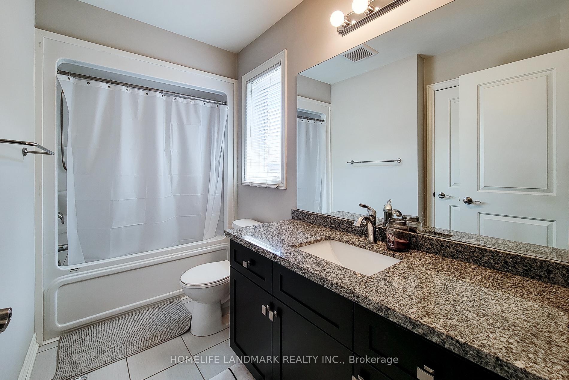 Photo 27 of 52 Sonoma Valley Crescent, Hamilton, Mewburn — HOMEH