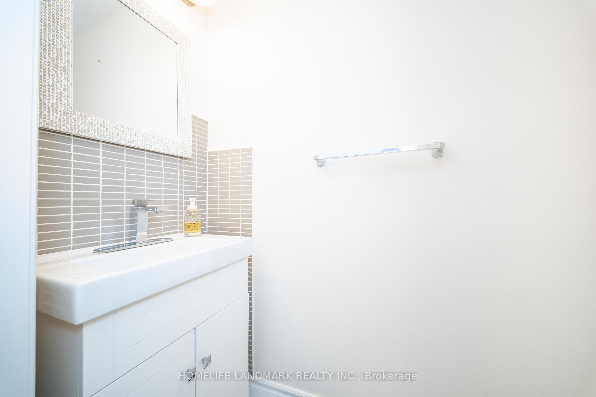 Photo 17 of 33 Titan Drive, Hamilton, Stoney Creek — HOMEH