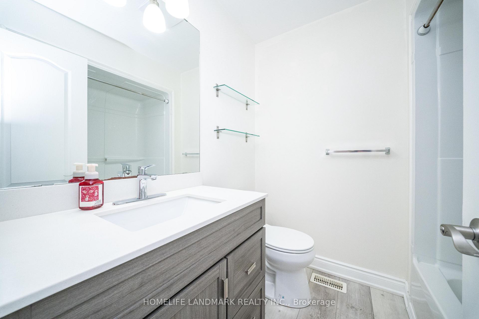 Photo 34 of 33 Titan Drive, Hamilton, Stoney Creek — HOMEH