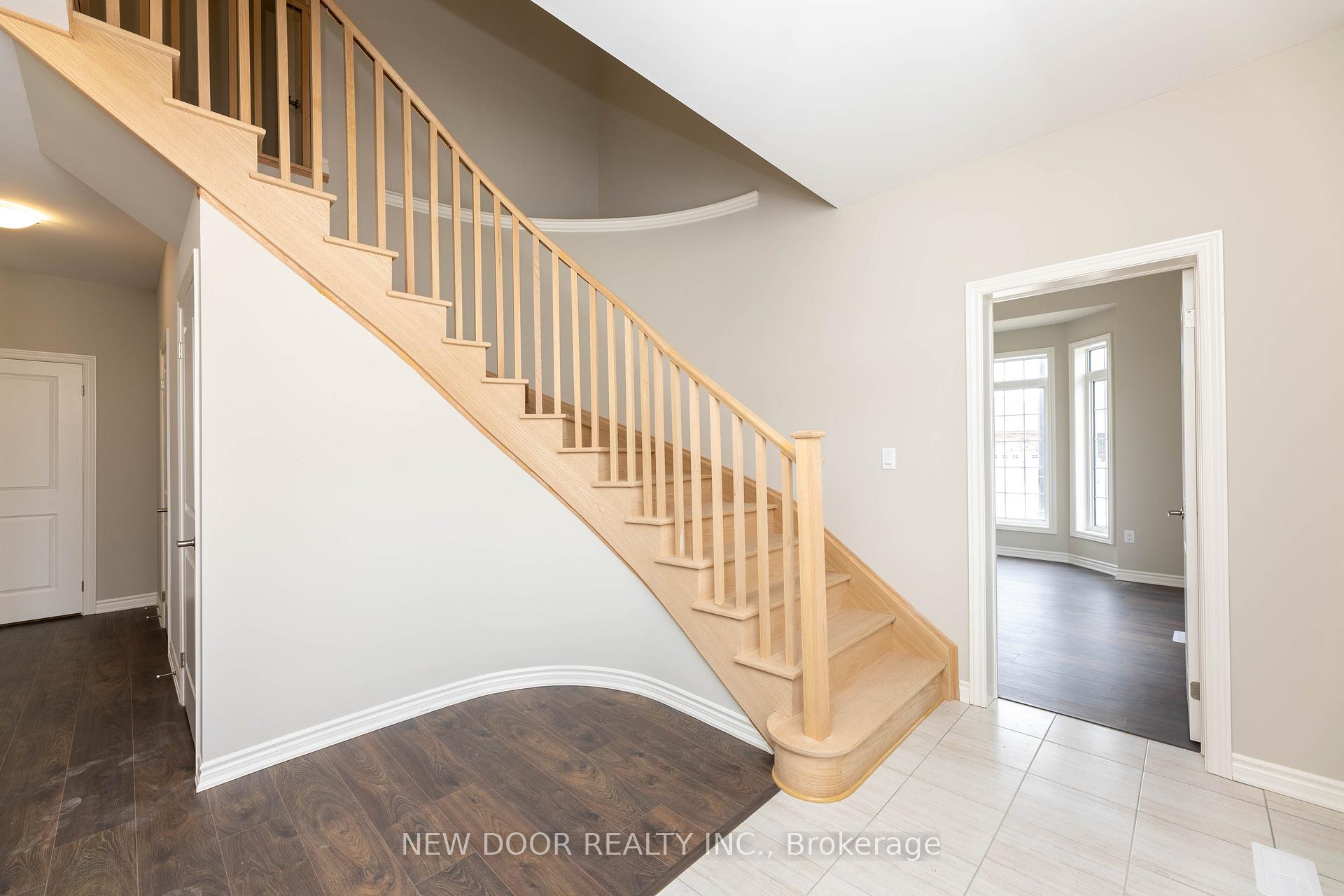 Photo 5 of 217 Cubitt Street, Clearview, Stayner — HOMEH