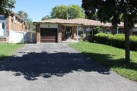 Photo 1 of 31 Manitou Crescent, Brampton, Central Park — HOMEH