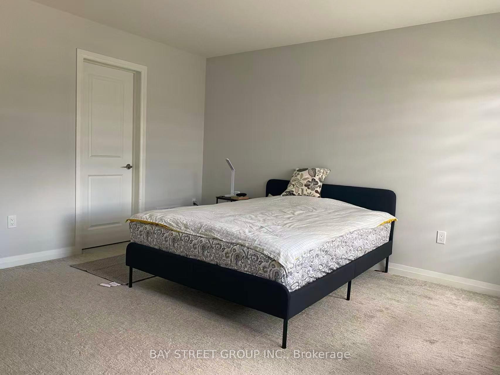 Photo 8 of 7377 Marvel Drive, Niagara Falls, Brown — HOMEH