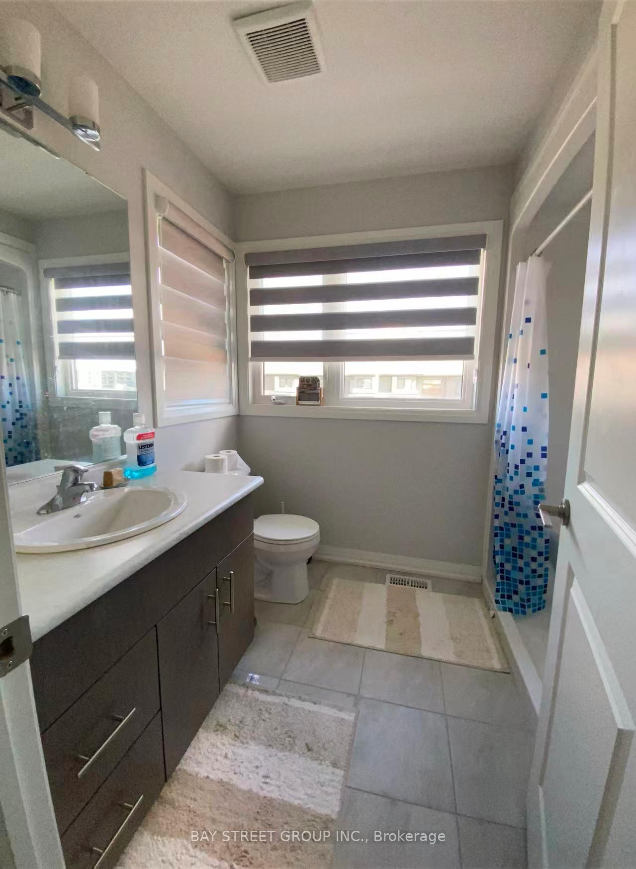 Photo 3 of 7377 Marvel Drive, Niagara Falls, Brown — HOMEH