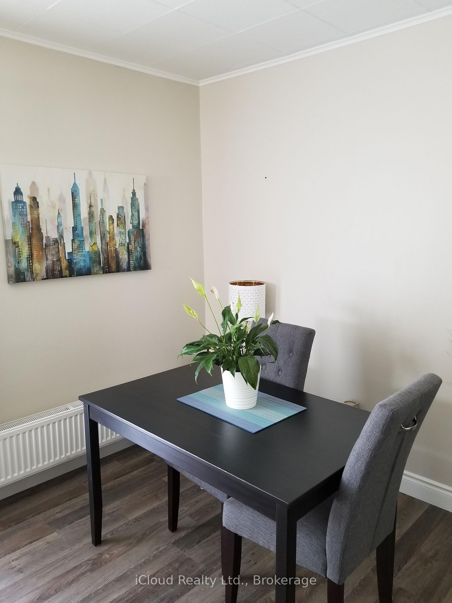 Photo 8 of Unit 2C, 795 Lakeshore Road E, Mississauga, Lakeview — HOMEH