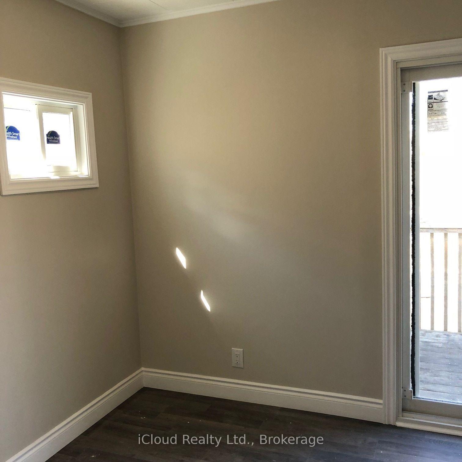 Photo 11 of Unit 2C, 795 Lakeshore Road E, Mississauga, Lakeview — HOMEH