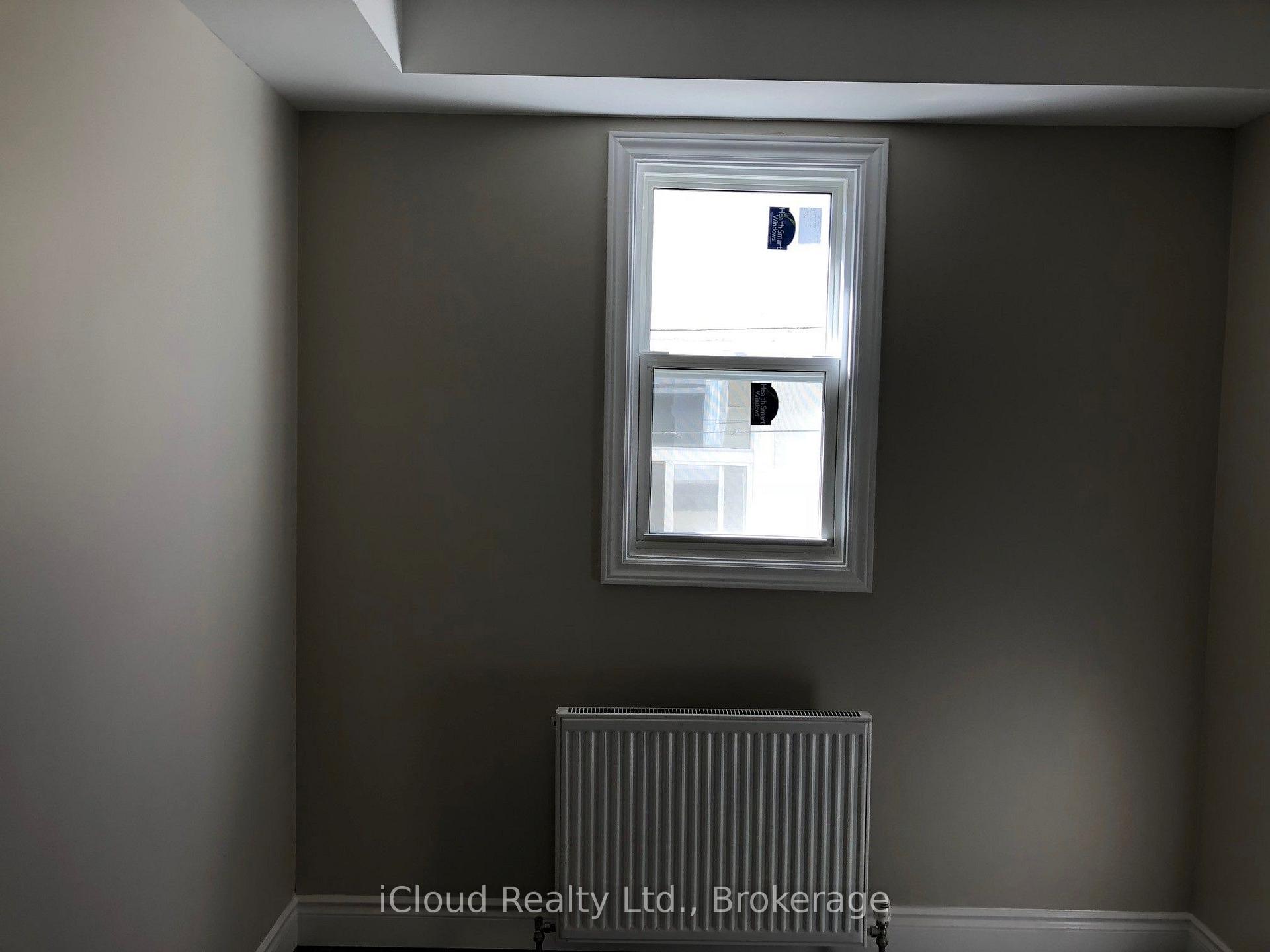 Photo 15 of Unit 2C, 795 Lakeshore Road E, Mississauga, Lakeview — HOMEH