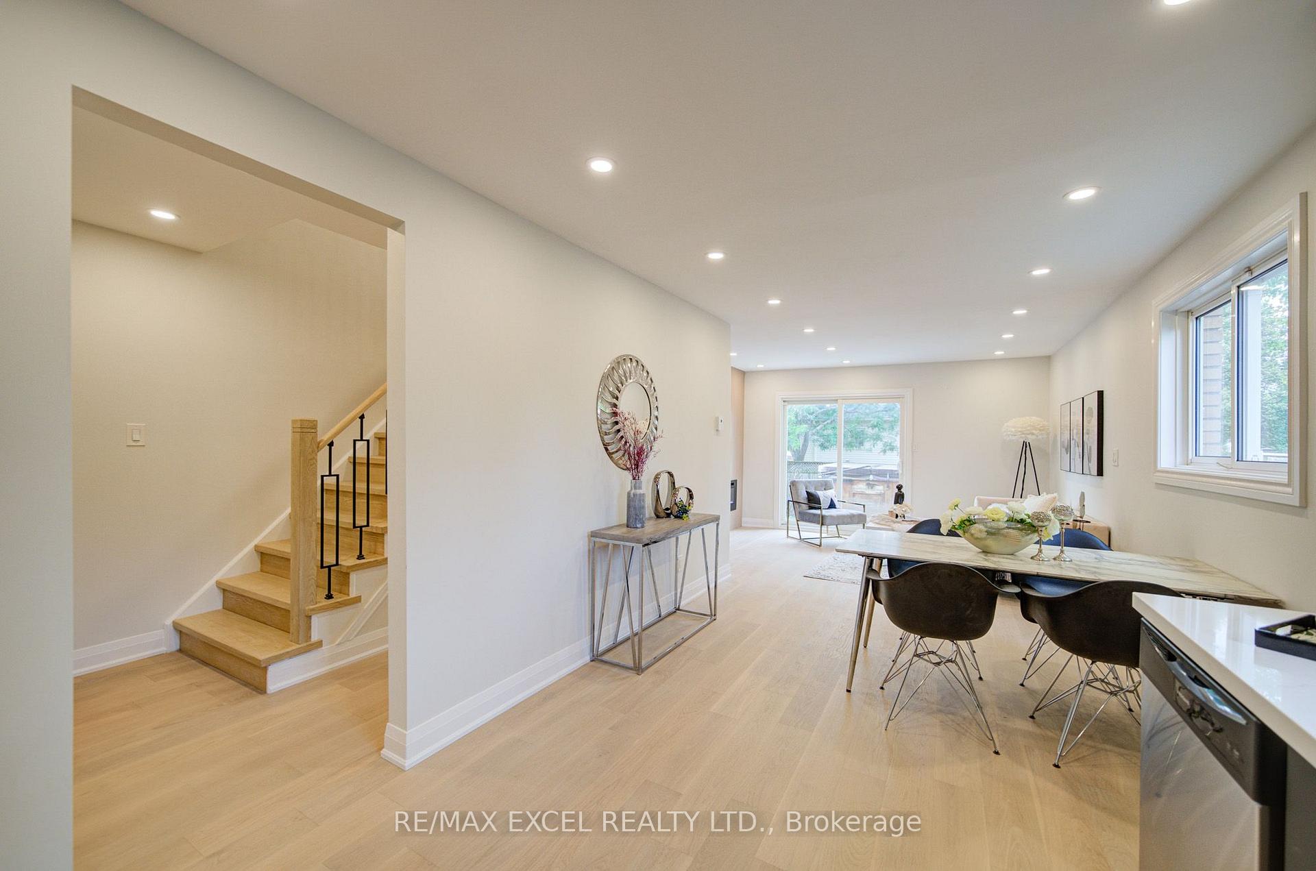 Photo 9 of 1171 Attersley Drive, Oshawa, Pinecrest — HOMEH