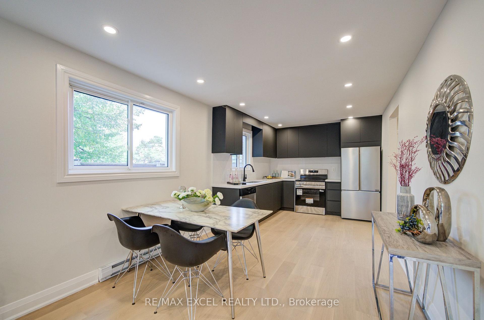 Photo 12 of 1171 Attersley Drive, Oshawa, Pinecrest — HOMEH