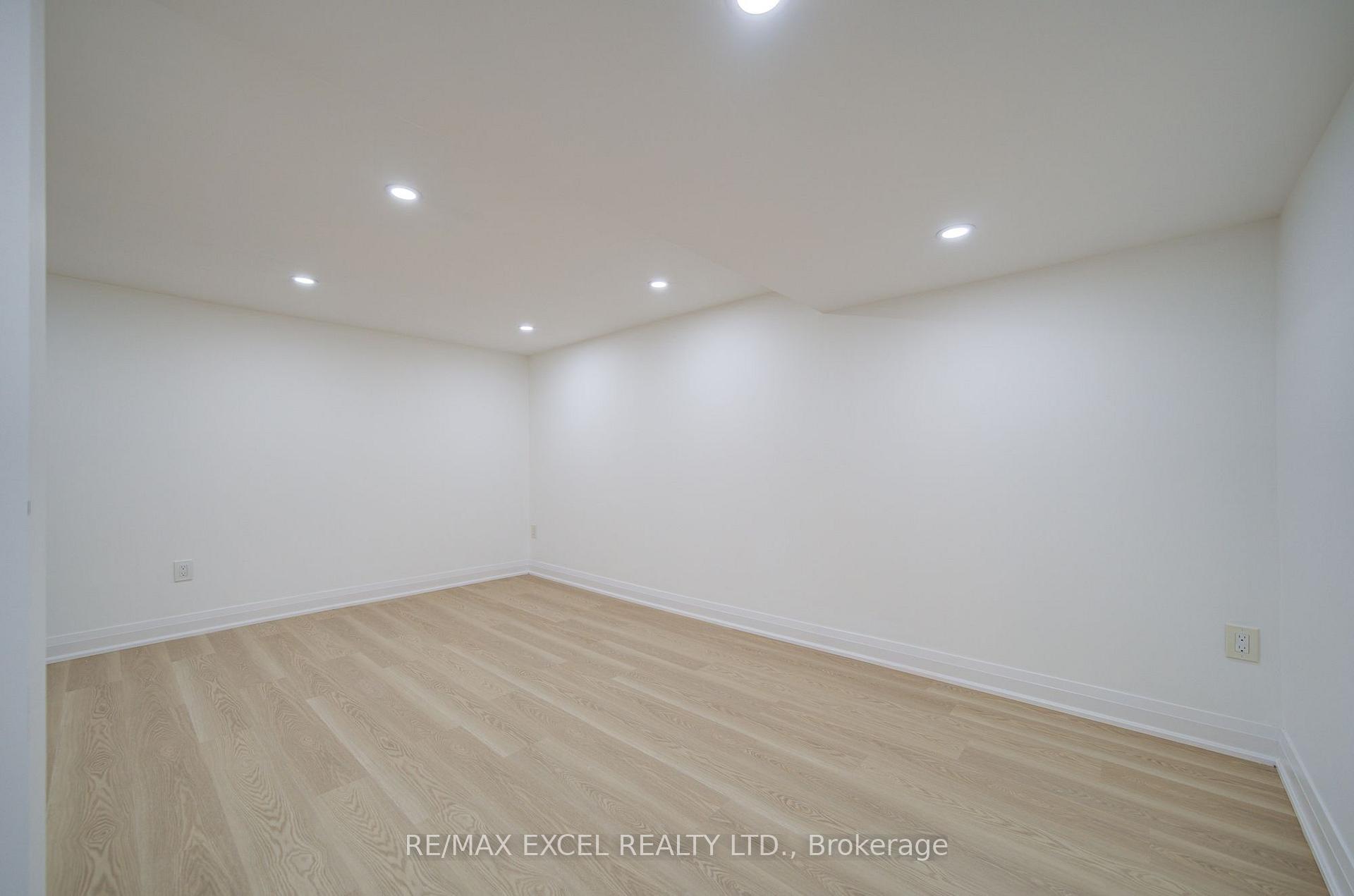 Photo 37 of 1171 Attersley Drive, Oshawa, Pinecrest — HOMEH