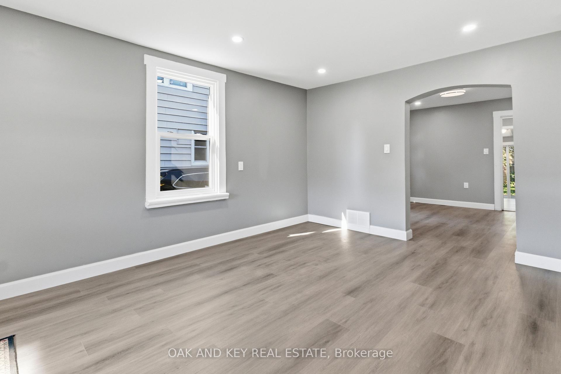 Photo 12 of 431 Burdick Place, London, East H — HOMEH